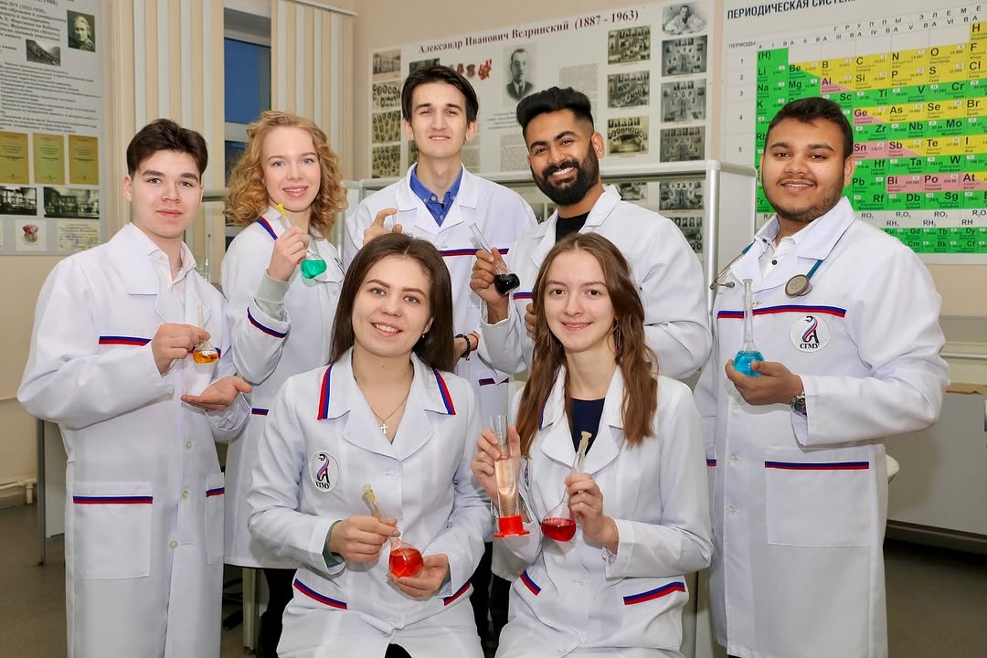 Aurum Global students celebrating abroad